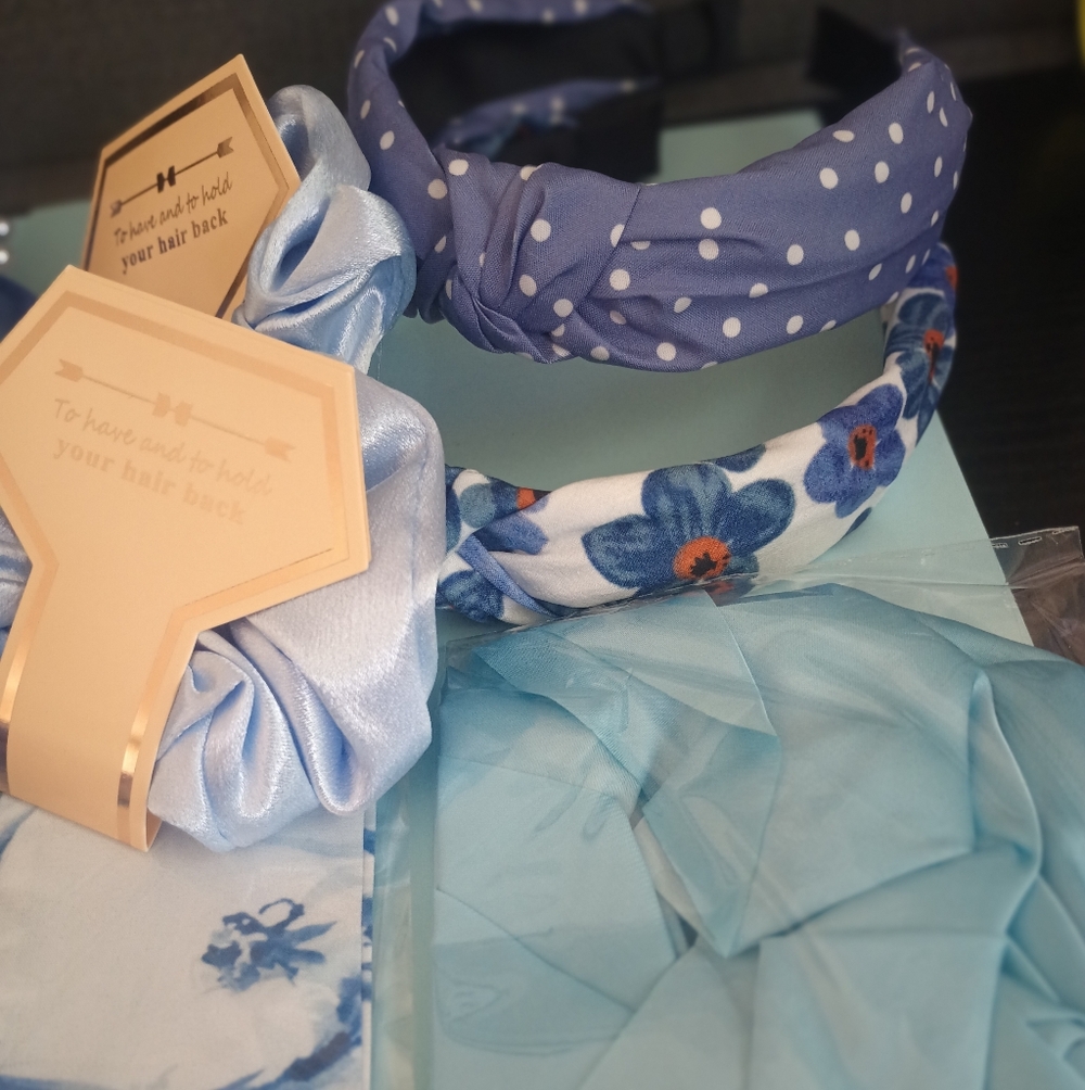 Bundle - Hair Accessory Set - Picture 3 of 7